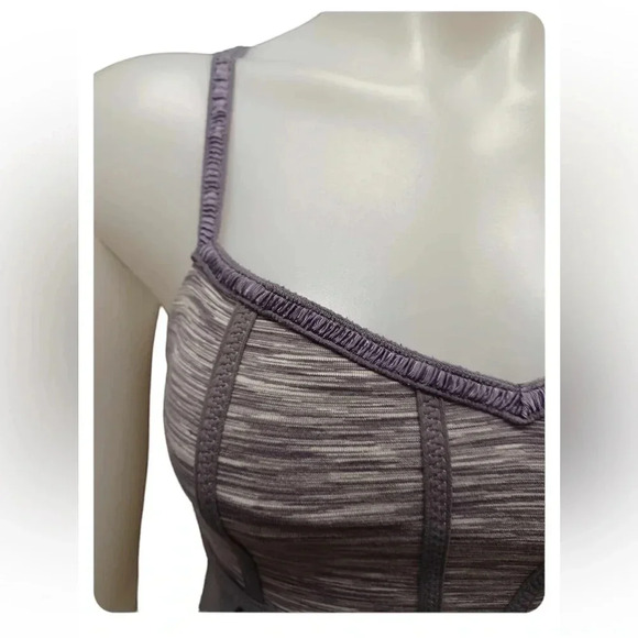 Lululemon BLUEARIS MAGNUM SPACE GRAY  TANK
TOP SIZE 4 - Picture 3 of 9